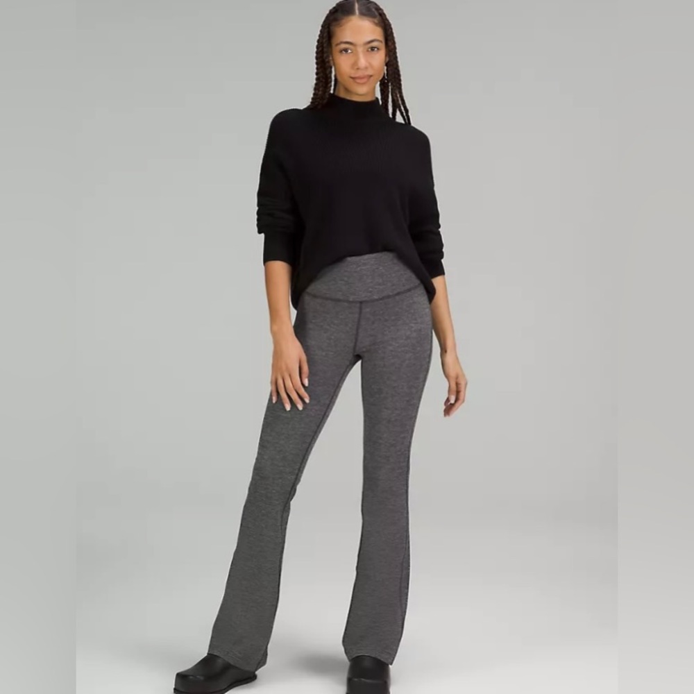 Lululemon heathered black align high waist legging boot cut, never worn size 4 - Picture 1 of 6